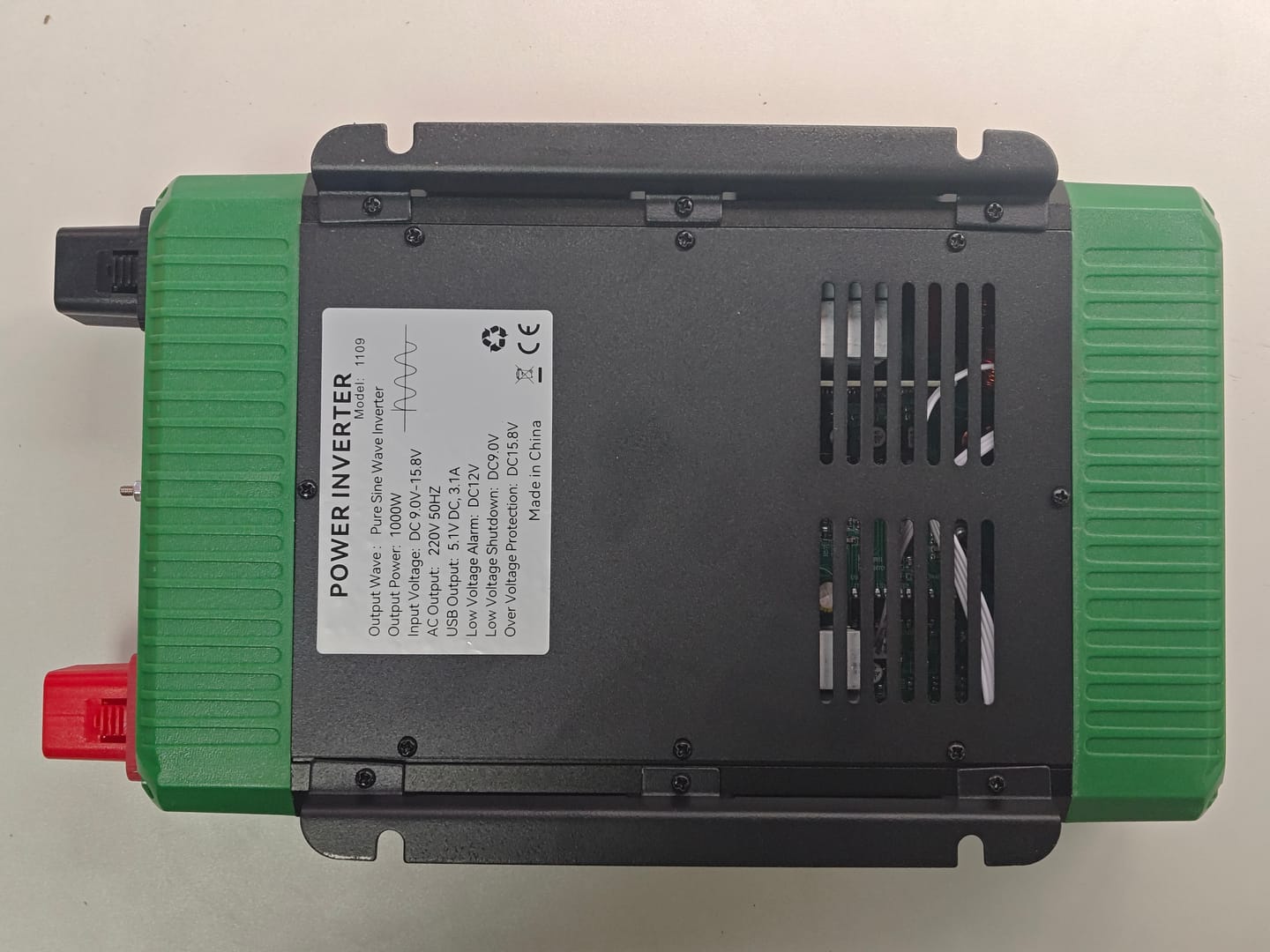 1109-1000W-3000W pure wave inverter 4